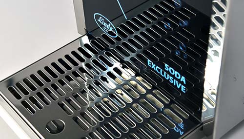 PODSVĚTLENÝ ČELNÍ PANEL